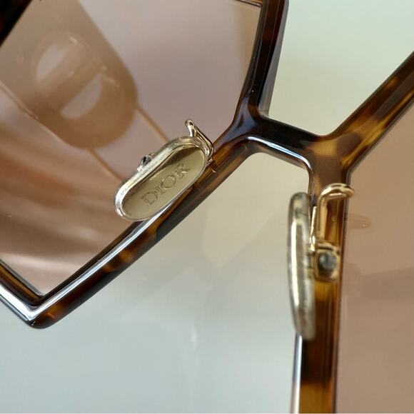 NWT!!! Christian Dior30Montaigne 5U 26lO Sunglasses Authentic Retail 560$ - Picture 7 of 9